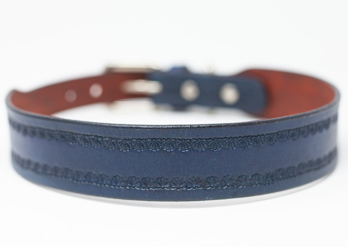 Lean Leather Dog Collar in Blue