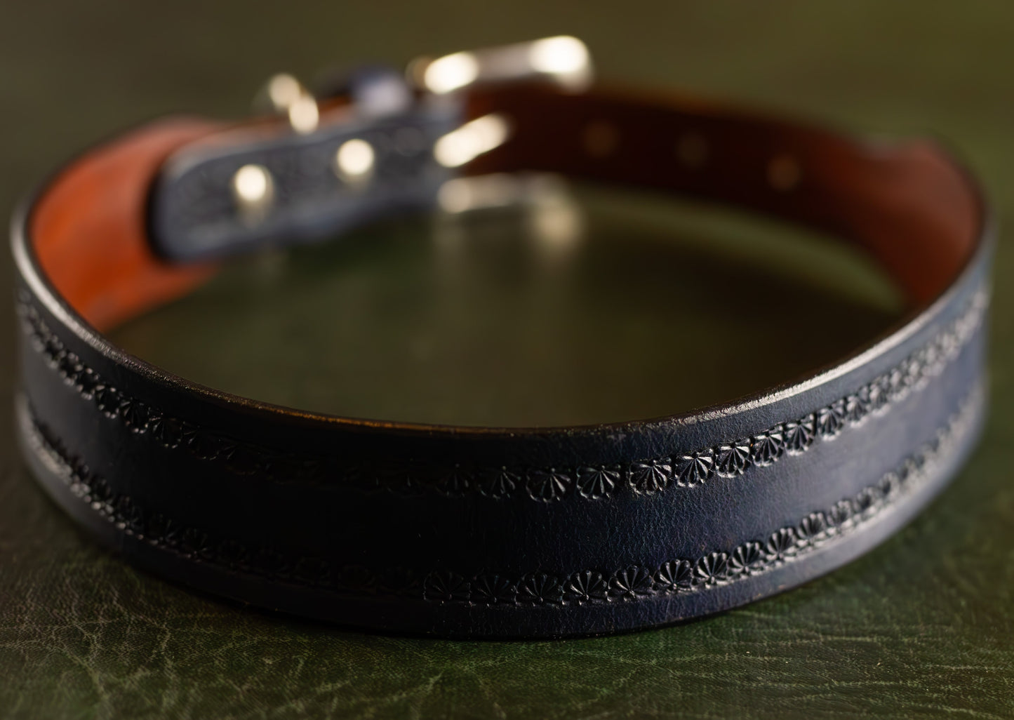 Lean Leather Dog Collar in Blue